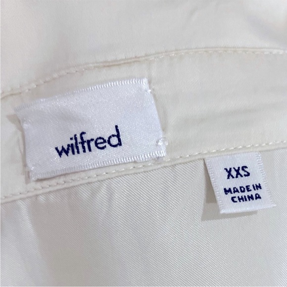 Wilfred Peaufiner Satin Blouse - Picture 4 of 5